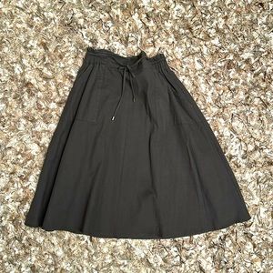 XL Ladies Cotton A-Line Skirt, like new, with pockets!